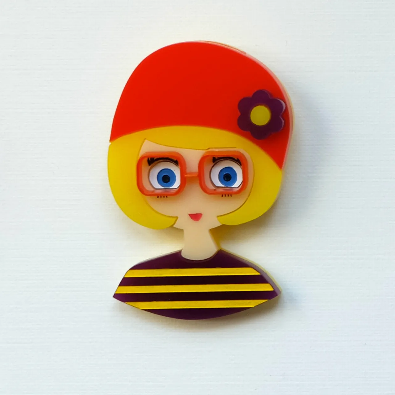 ANNIE Acrylic brooch