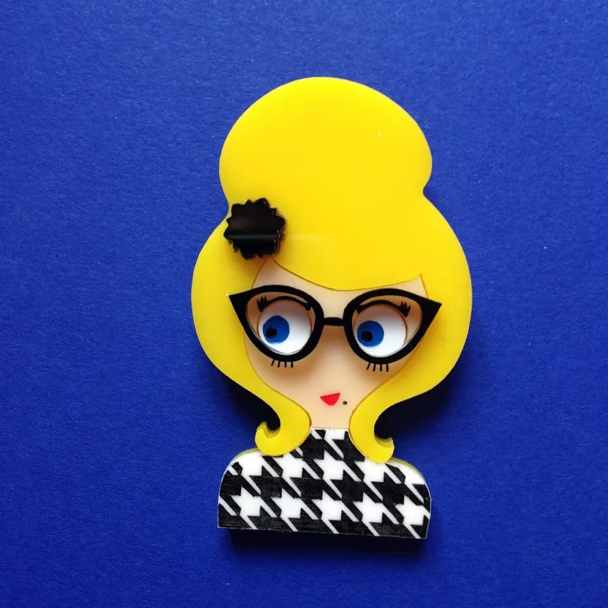 DENISE Acrylic brooch