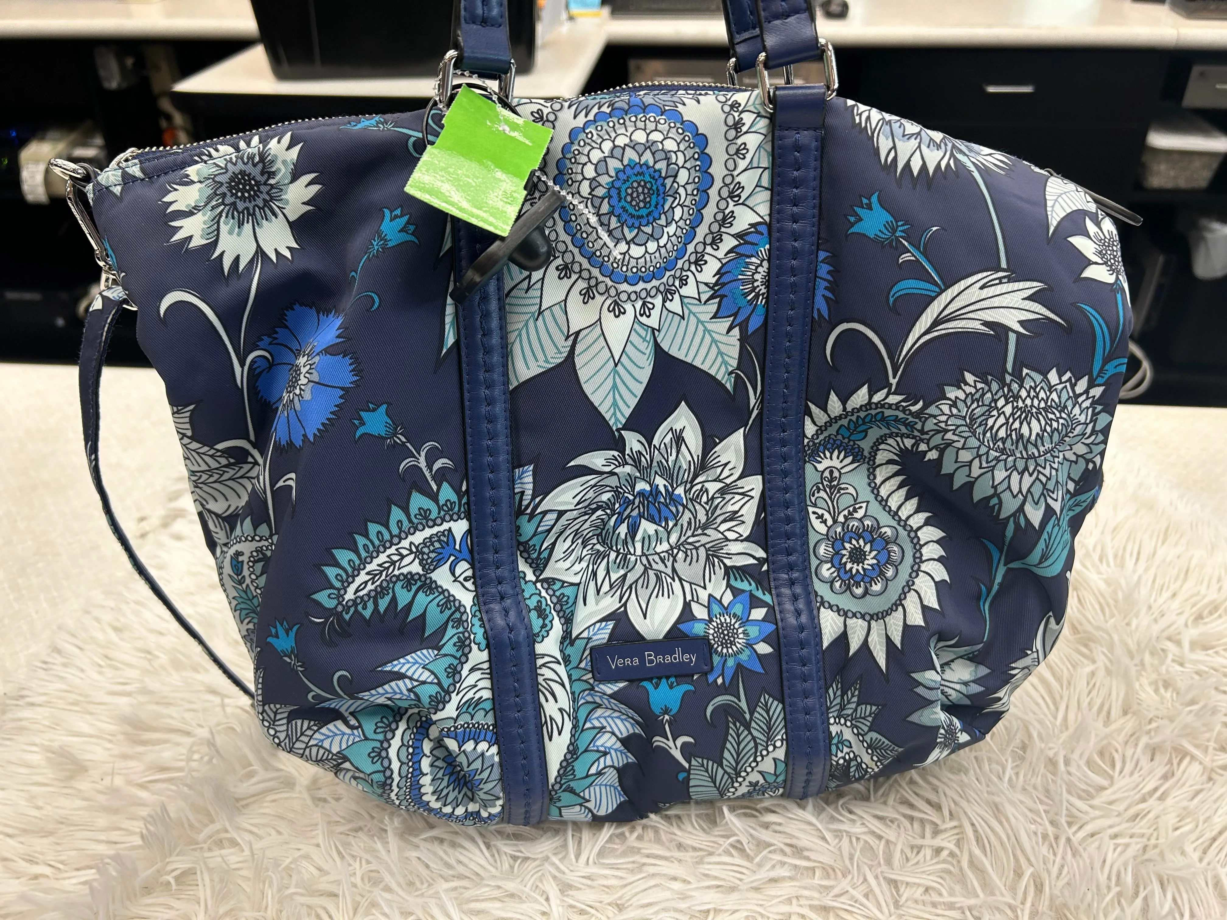 Handbag By Vera Bradley, Size: Medium